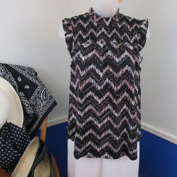 No Boundaries Juniors Cap Sleeve Smocked Knit Top - Picture 1 of 7